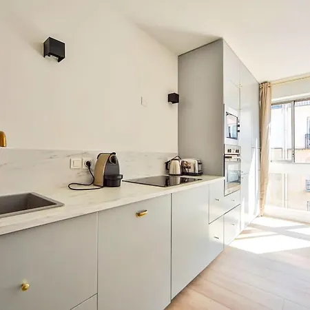 Tres Bel 8p Canal Saint Martin Apartment Paris