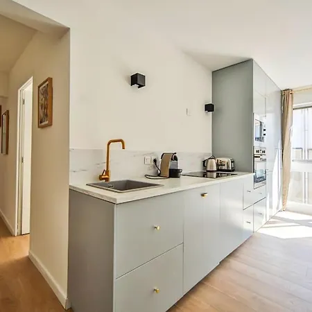 Apartment Tres Bel 8p Canal Saint Martin