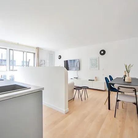 Apartment Tres Bel 8p Canal Saint Martin *